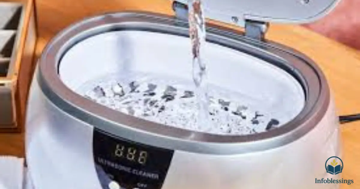Best Cleaning Solutions for an Ultrasonic Jewelry Cleaner